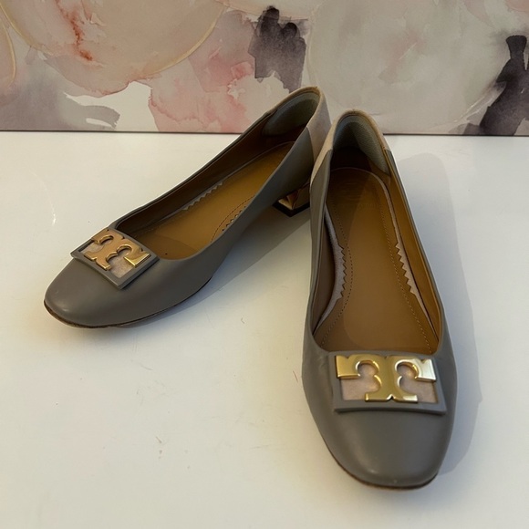 ! Tory Burch GIGI 20mm Round Toe Flat-Calf Leather/Silk Suede. - Picture 4 of 10